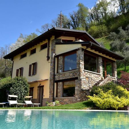 Villa In Pisogne With Pool Garden And Lake View Экстерьер фото