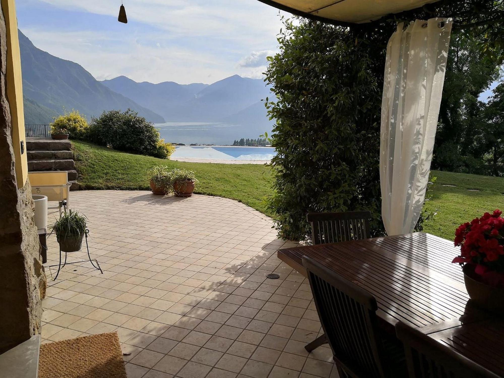 Villa In Pisogne With Pool Garden And Lake View Экстерьер фото