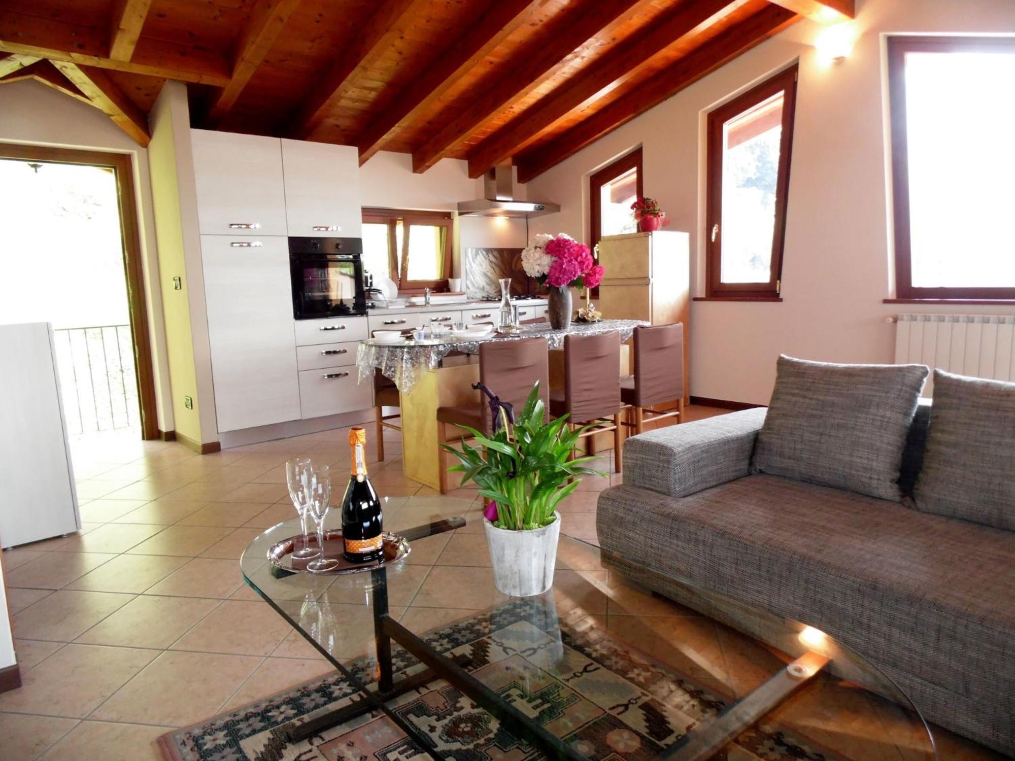 Villa In Pisogne With Pool Garden And Lake View Экстерьер фото