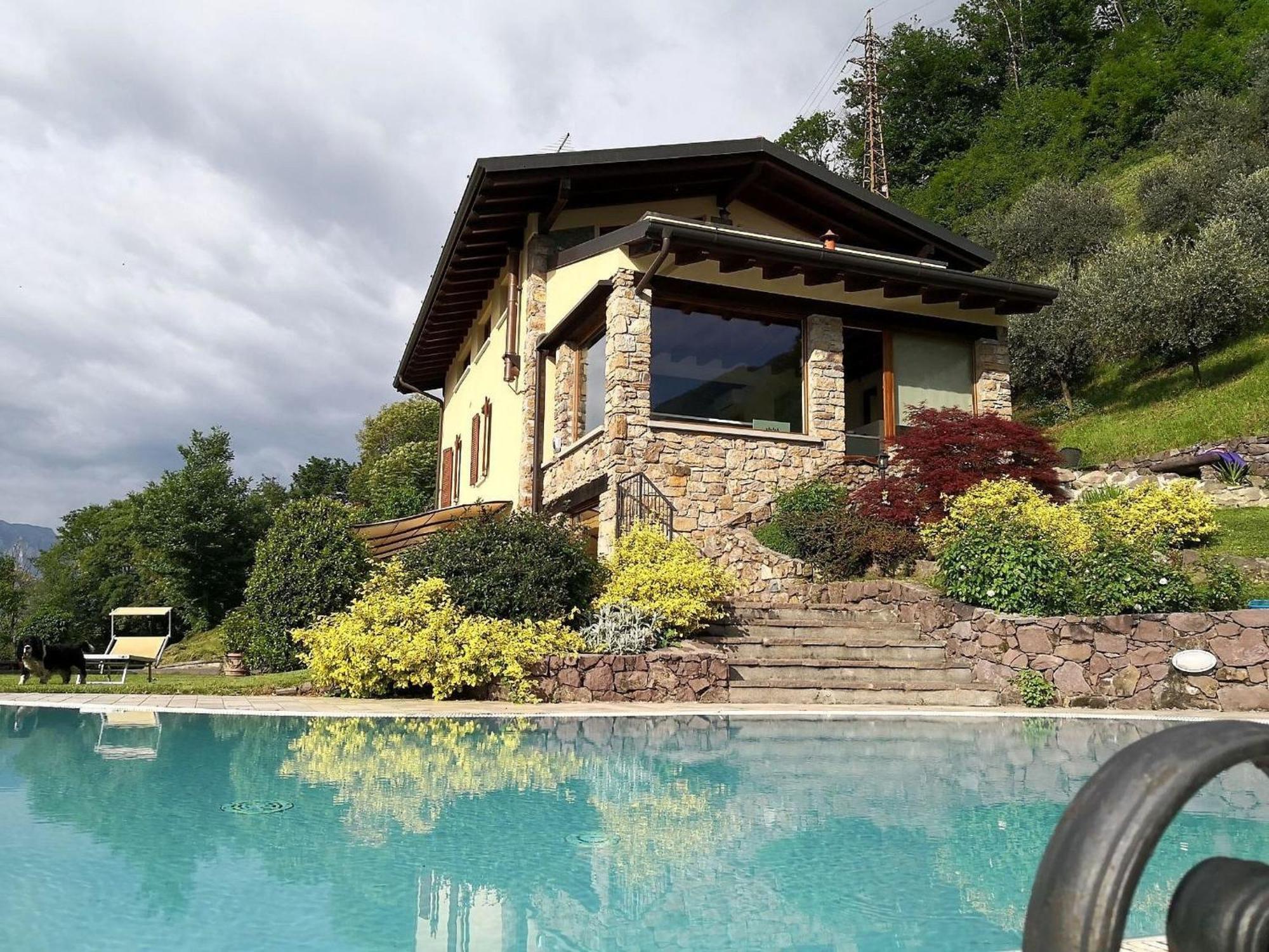 Villa In Pisogne With Pool Garden And Lake View Экстерьер фото